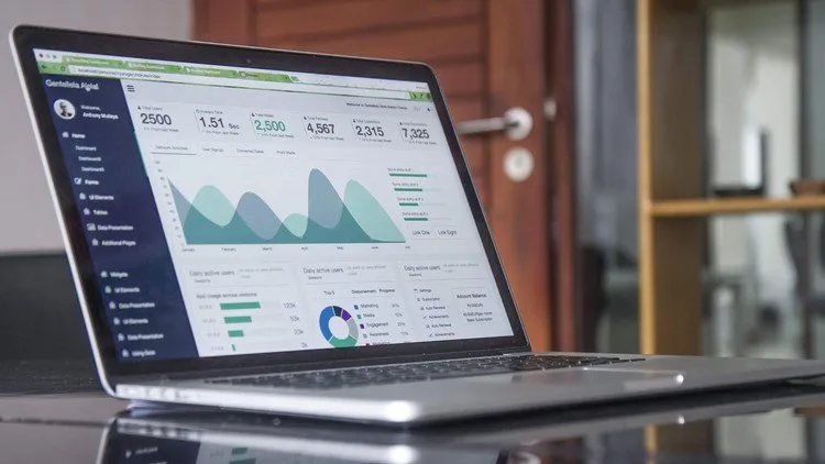 Statistics and data analysis with Excel